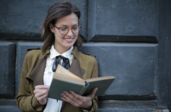 Почему полезно читать романы