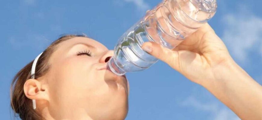 Сколько нужно пить воды в день и как правильно пить воду
